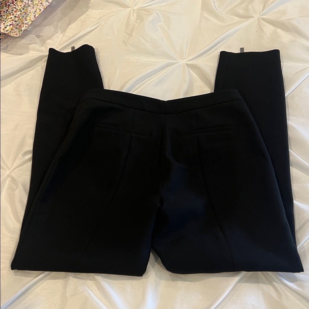 Elizabeth and James Black Skinny Pants Zipper Detail Size 0 - Picture 4 of 7